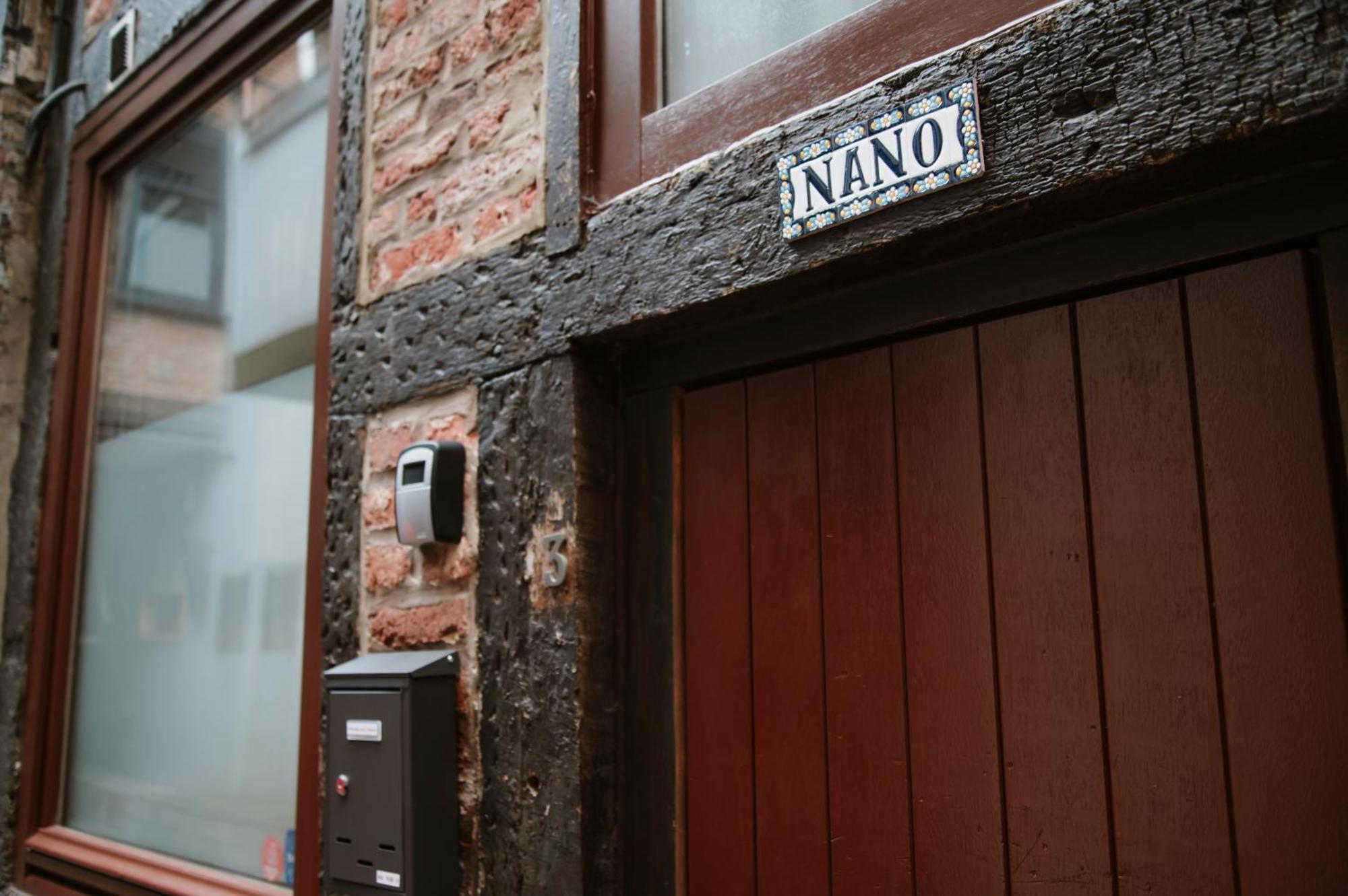 La Nano Maison De *